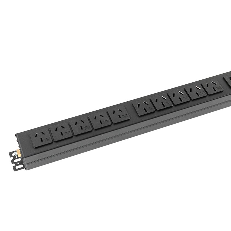 22-Outlet Vertical Indicator Surge Protection Switched Rack Pdu